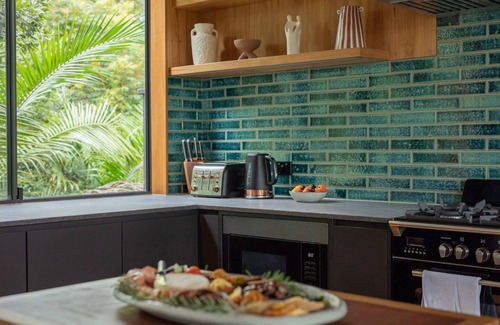 Bangalow Cabin | One Bedroom Cabin Sum