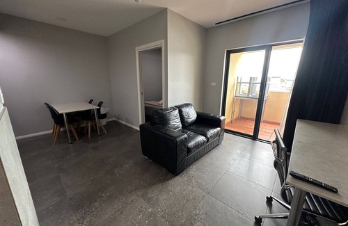 Hamilton Apartment | One Bedroom Deluxe Apartment