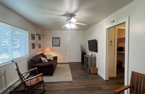 Butte Other | One bedroom getaway w/hot tub and pool access - A hidden gem in Palmer, Alaska