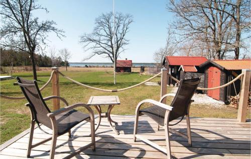 Larbro House | One-Bedroom Holiday Home In Larbro