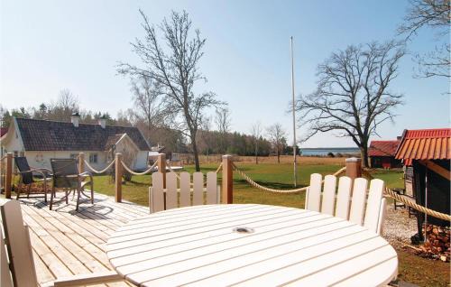 Larbro House | One-Bedroom Holiday Home In Larbro