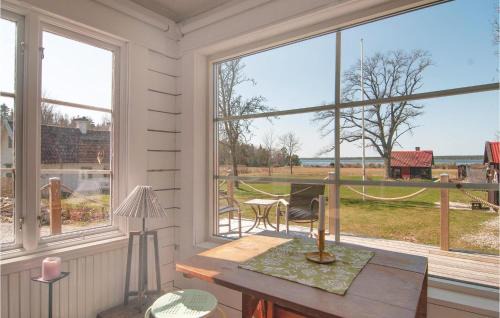 Larbro House | One-Bedroom Holiday Home In Larbro