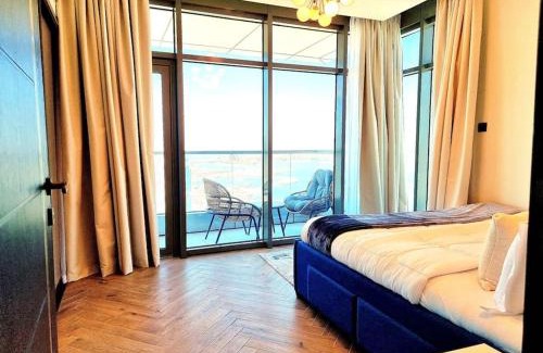 Al Hoora Apartment | One Bedroom Luxury Apartment in Manama - A Taste of Paradise