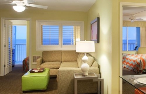 Daytona Beach Shores Resort | One Bedroom Ocean Front Luxury Condo, Daytona Beach 1880355