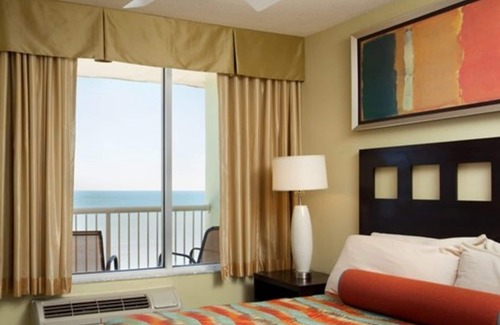Daytona Beach Shores Resort | One Bedroom Ocean Front Luxury Condo, Daytona Beach 1880355