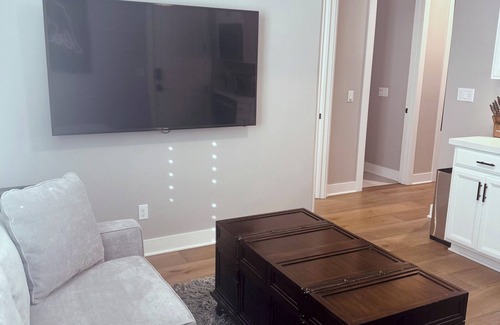 Winchester House | One bedroom private entry casita close to Temecula wine country.