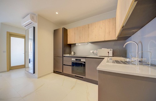 St. Andrew's Apartment | One Bedroom - Suite 8