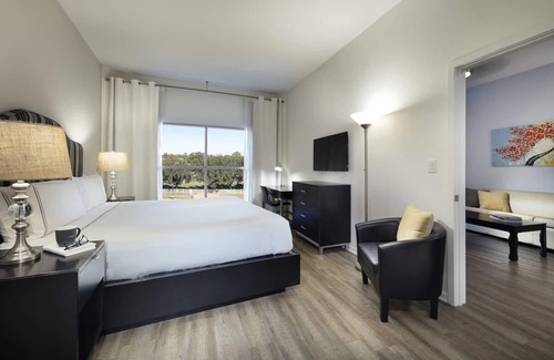 Celebration Hotel | One Bedroom Suite at Meliá Orlando Celebration Resort, Free Parking