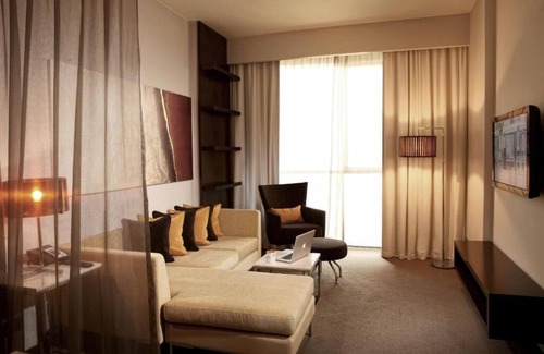 Sharjah Apartment | One Bedroom Suite Near Sharjah Airport