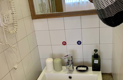 Wulingyuan Bed & Breakfast | One House