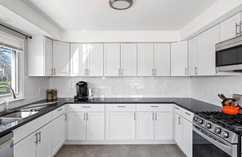 Brooklyn Park House | One Level Living Near Champlin