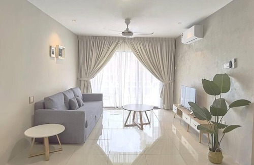 Kampung Kuala Pari Apartment | ONE LIFE FOUR SEASON GUEST HOUSE 9PAX MANHATTAN CONDO A1-13