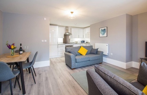 Acomb Apartment | One Moorgate view free on street parking