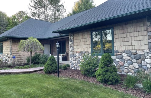 East Jordan House | One Oak Vacation Rental - Lake Charlevoix Area