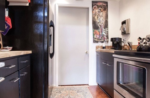 Fairmount Ski Chalet | One-Of-A-Kind Artist's Chalet in Fairmount