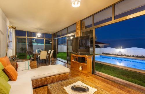 Tabaiba Villa | One & Only Sports and Relax Villa Heated Pool by Eden Rentals