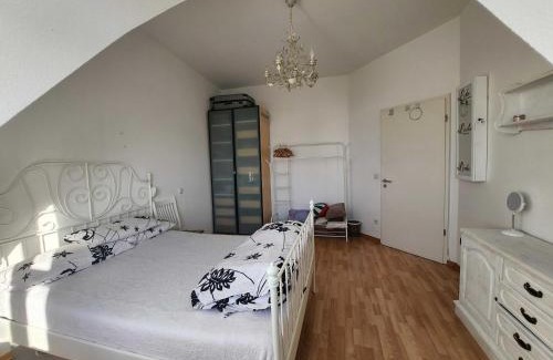 Reinickendorf House | One Private room available in a two room apartment in Tegel, Berlin