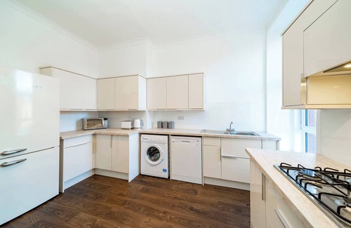 Arbroath Ski Chalet | One Shore - Harbourside Townhouse