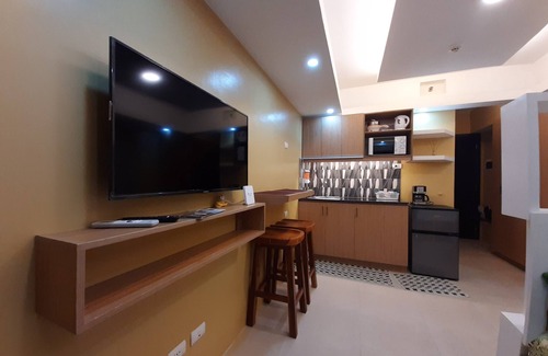 Silang Junction South Apartment | One Tagaytay chills out your day in tranquility