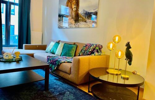 Klein-Antwerpen Apartment | OneLuxStay near Fashion District