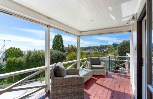 Onemana Apartment | Onemana Retreat - Self-contained unit with Hot Tub