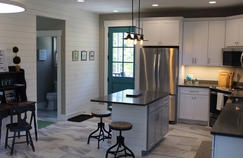Ligonier House | Only A Few Days Available, Book Your Fall Getaway Now!