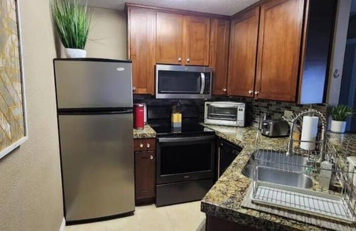 Las Vegas Condo | Only Minutes from the Strip & Sphere & Convention Center