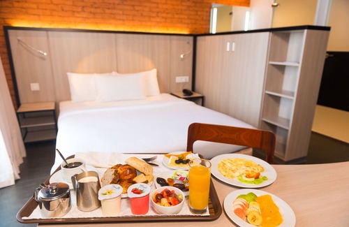 Conakry Hotel | Onomo Hotel Conakry