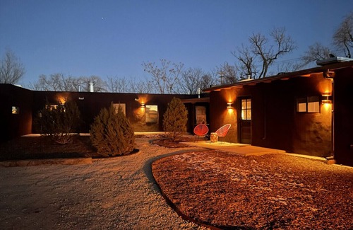 Santa Fe Apartment | Onu · Vibrant, Light-Filled “Onu Suite” @ La Dea