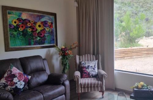 Langeberg Apartment | Oorlogs Kloof Mountain Retreat Montagu