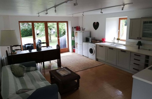 Saint-Brigitte House | Open plan Breton cottage - nr Lac du Guerledan