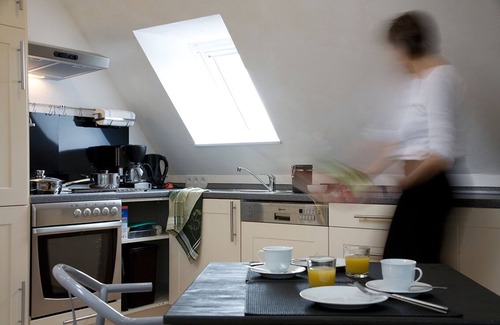 Heide Apartment | open-plan gallery apartment on the 1st and 2nd floor