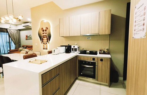 Kampung Pandan Dalam Condo | Opening Promo* Cozy Kuala Lumpur City Condo (4-10 Pax)3+1Bedrooms & 3 Bathrooms
