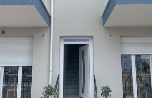 Nea Peramos Apartment | OpenSea Peramou
