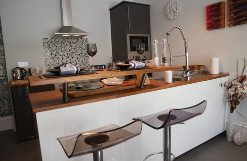 Vlachopoulatika Apartment | Opera House & Pool - Luxury Apartment Blu, Paxos