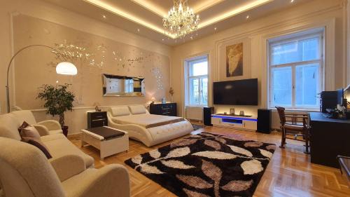 Terezvaros Apartment | Opera View Residence - Live in Luxury