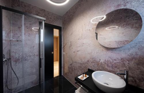 Cazzago San Martino Hotel | OPHELIA Hotel