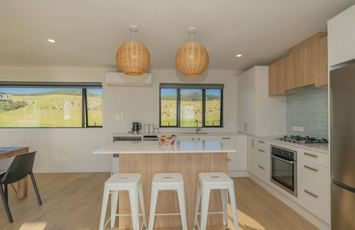 Opito Bay House | Opito Perfection - Opito Bay Holiday Home