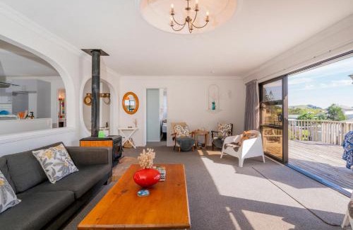 Opito Bay House | Opito Sea'scape - Opito Bay Holiday Home