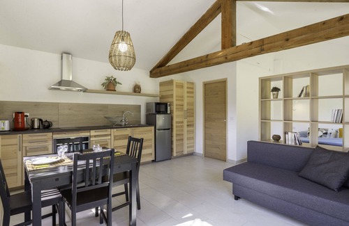 Oppede House | Oppede Nest - Independent studio for 2 people, quiet, with pool near Oppède