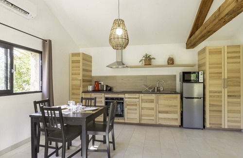Oppede House | Oppede Nest - Independent studio for 2 people, quiet, with pool near Oppède