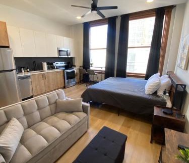 Central City Apartment | Optimum - Downtown Oasis