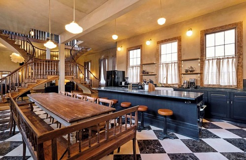 Faubourg Lafayette Villa | Opulent Art Deco Villa w Pool & Hot Tub 5bd|6.5ba