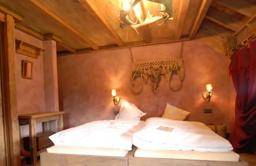 Bellevaux House | Opulent Chalet in Thirimont with Turkish Steambath & Sauna