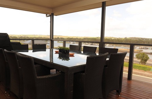 Mannum House | Orana House- Mannum Waters