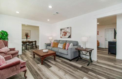 Southeast Pensacola House | Orange Crush
