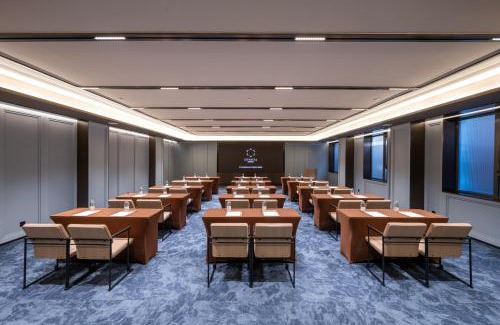 Shibei Hotel | Orange Crystal Qingdao Taidong Pedestrian Street Yan'an Third Road Hotel