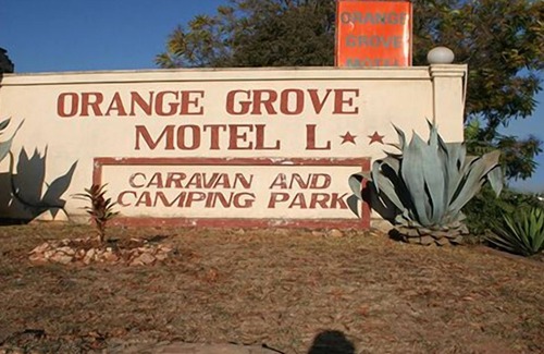 Chinhoyi Hotel | Orange Grove Motel