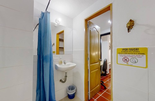 Los Naranjos House | Orange House