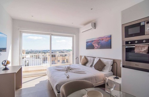 Qormi Hotel | Orbis Boutique Studios by Holi